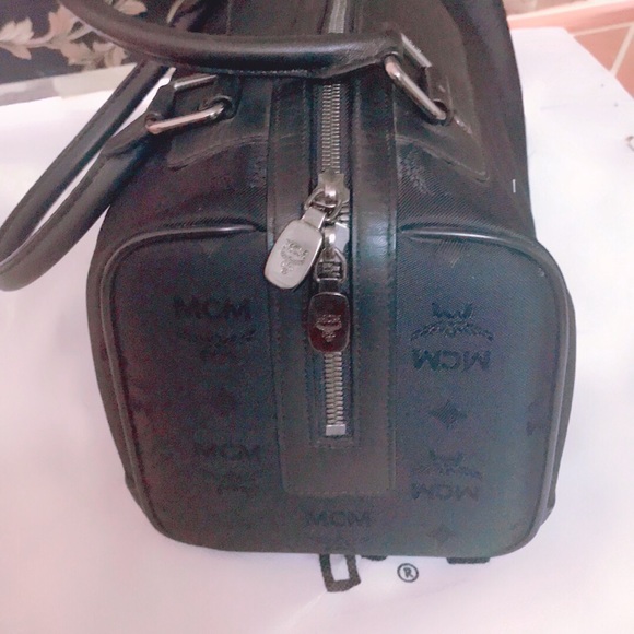 Authentic mcm small bag - Picture 4 of 16